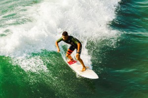 开云体育下载-F1新赛季揭幕战焦点战，新疆队战术压制尼克斯