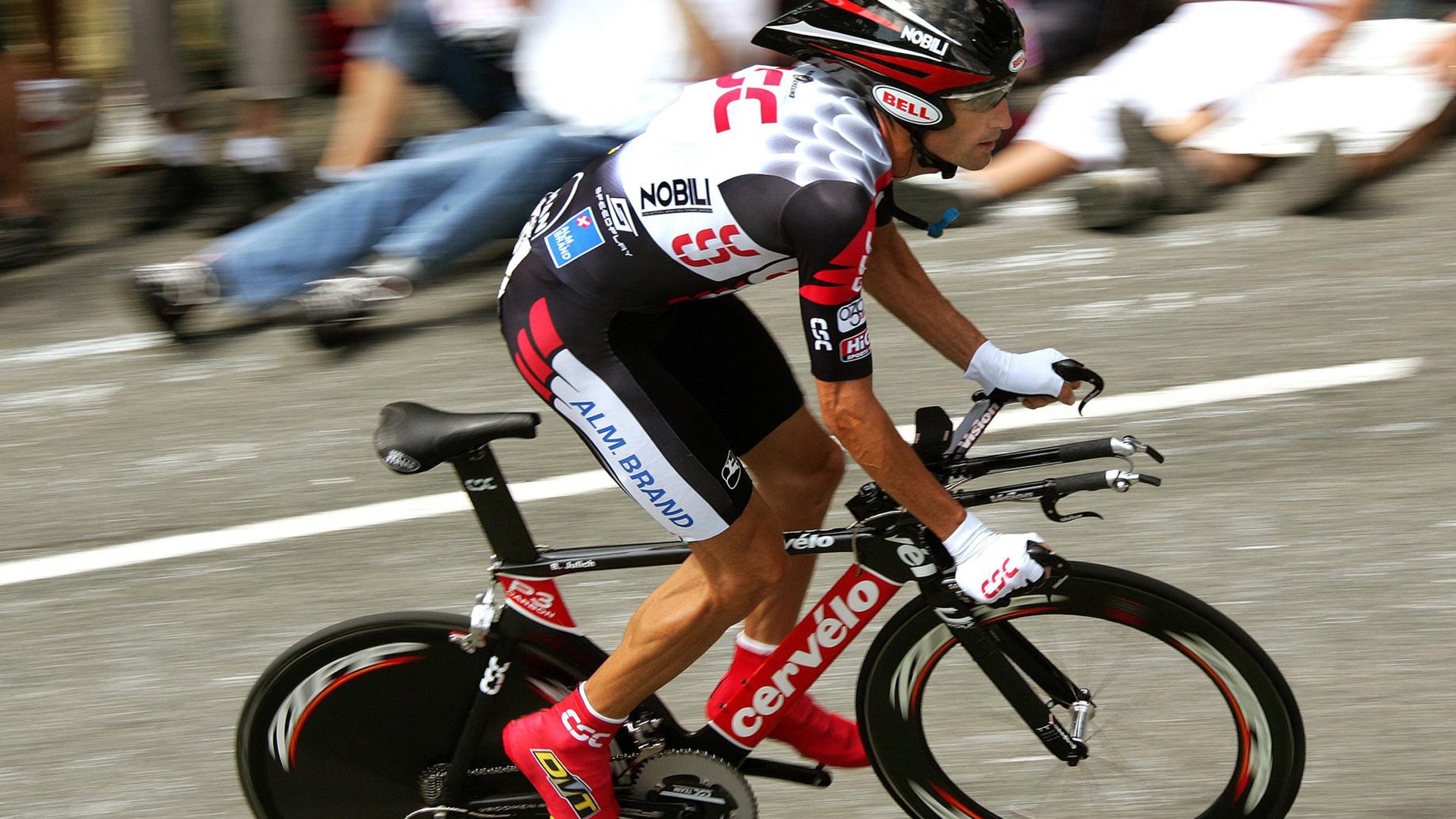 梅西的北欧课堂，当教科书在瑞典对阵丹麦的绿茵上翻开