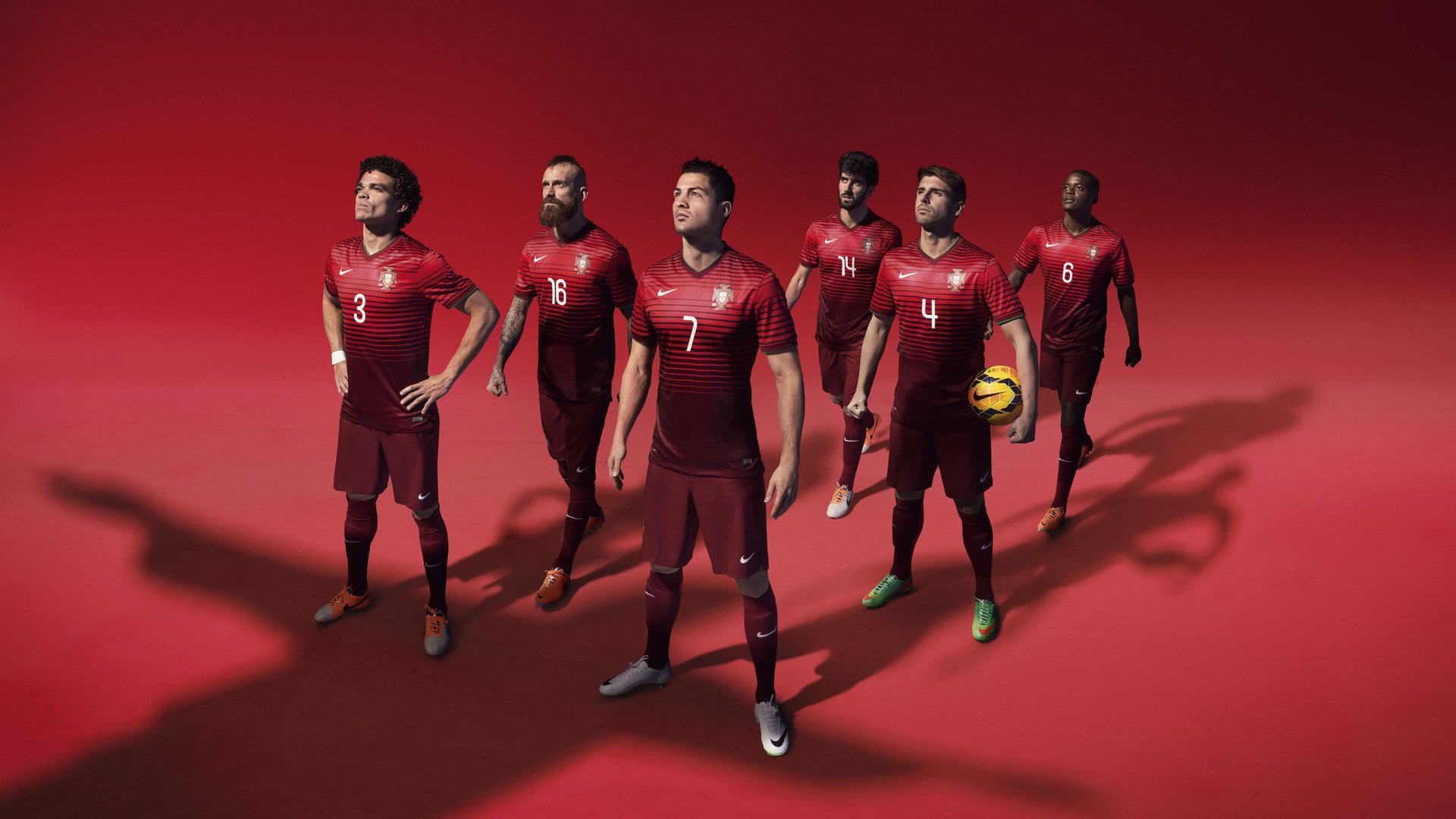 阿布扎比灯灭时,武切维奇在芝加哥投出制胜球